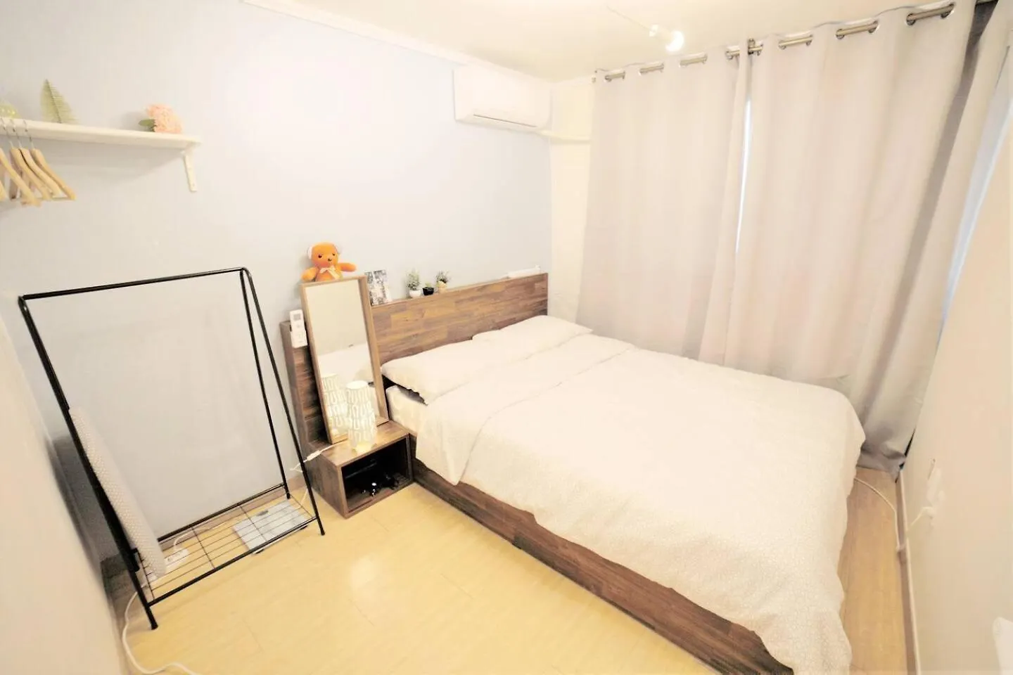 Sunny House -4Mins To Hongdae Station Apartment Seoul South Korea