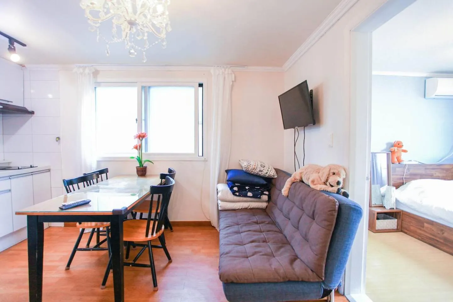 Sunny House -4Mins To Hongdae Station Apartment Seoul 0*,